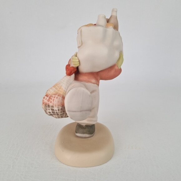 Memories Of Yesterday 522406 Must Feed Them Over Christmas Porcelain Figurine - Picture 2 of 6